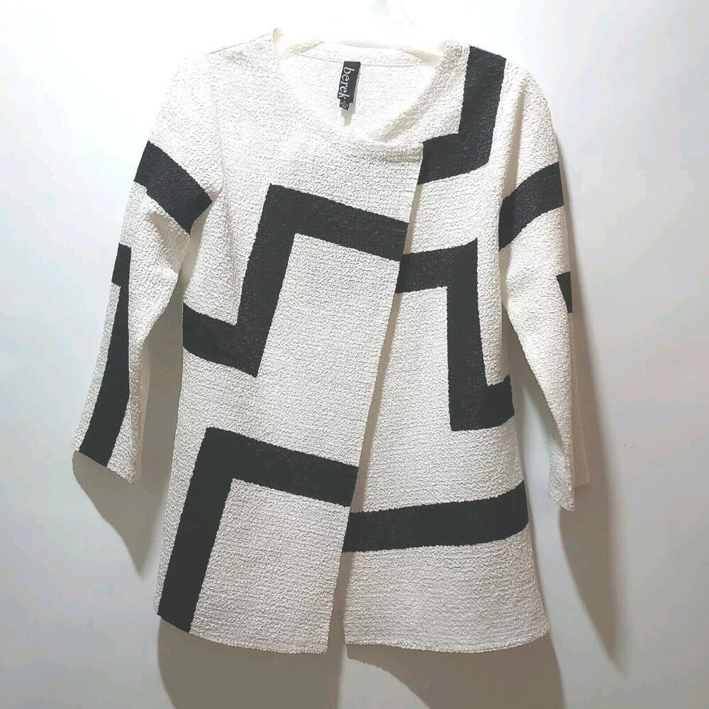 berek White and Black Geometric Open-Front Jacket